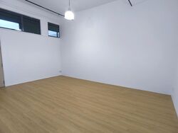 Jean Yip Building (D14), Factory #552439491